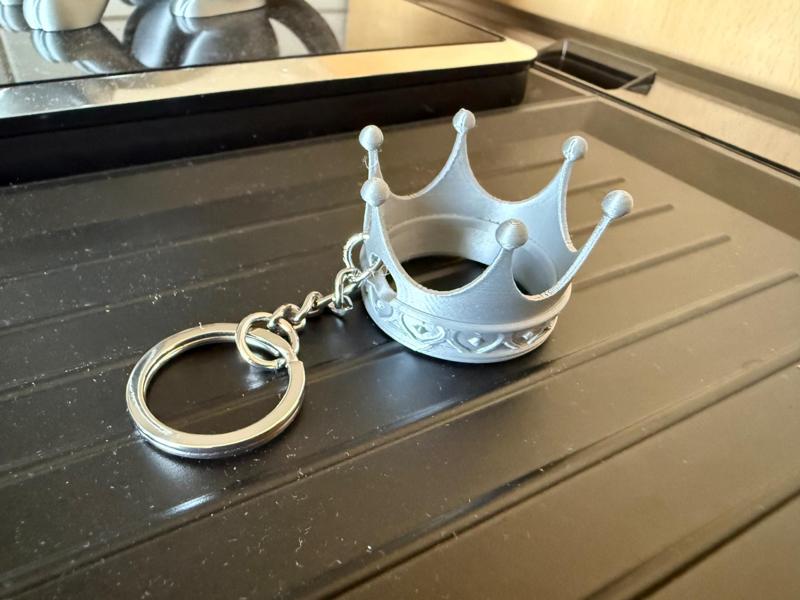 Crown keychain