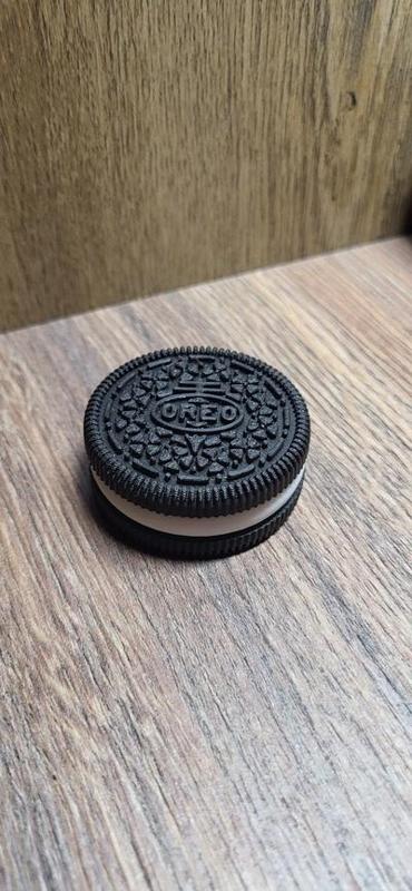 Oreo please don't eat