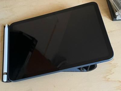 iPad Stand 
