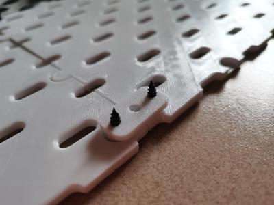 IKEA Skadis 5mm Connector/brace, a Wireless Joining Version for IKEA Pegboard. Connector/Support Foot