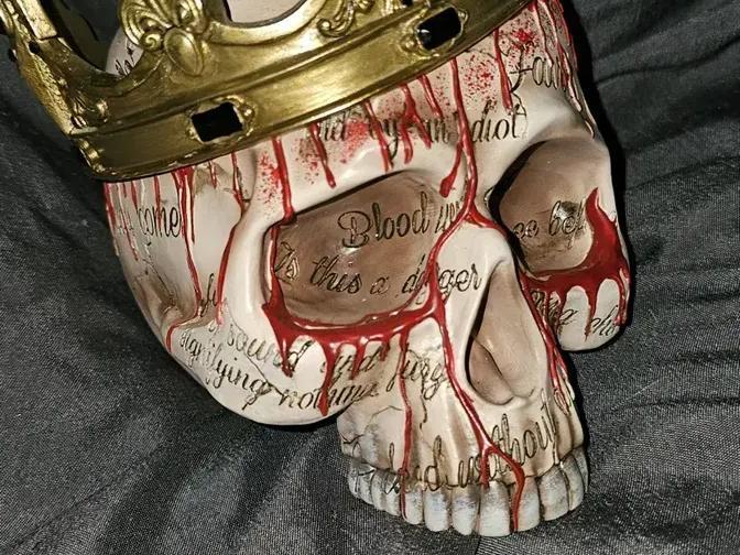 Macbeth skull