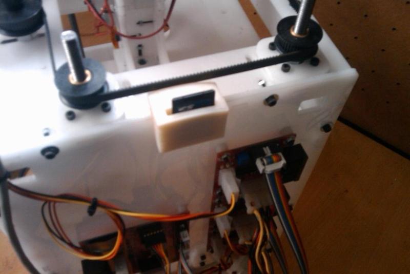 SD Card Holder For Makerbot