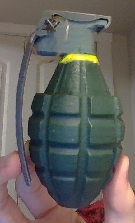 (1 Piece) WW2 MK 2 Fragmentation Grenade