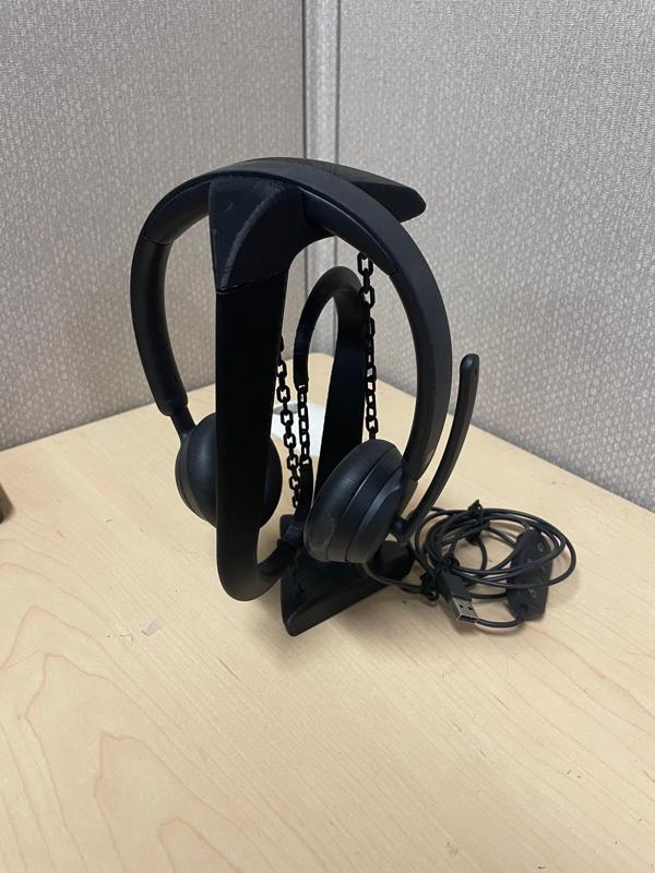 Tensegrity Headphone Stand