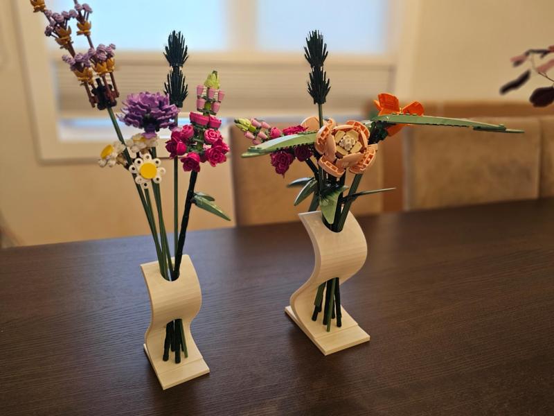 Sleek & Modern S Vase - Advanced Home Decor