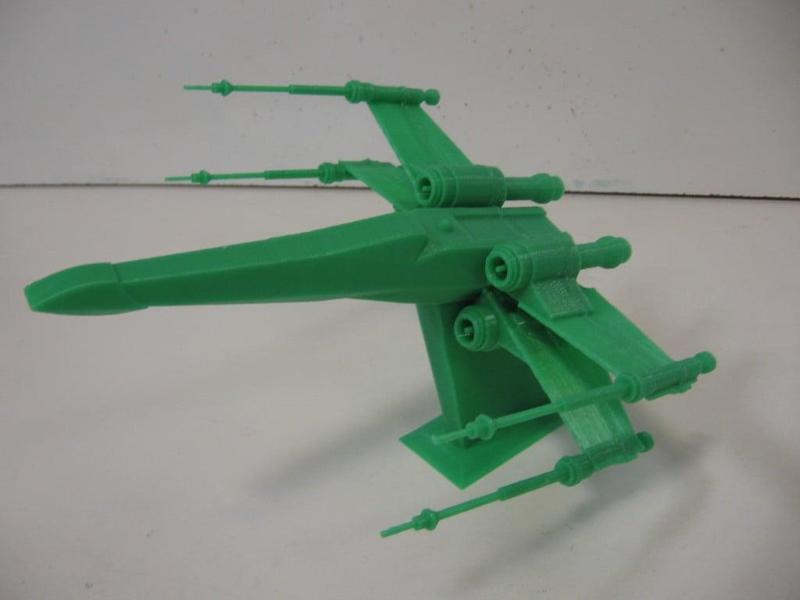 Star Wars X-Wing - sliced to print without support, and with stand