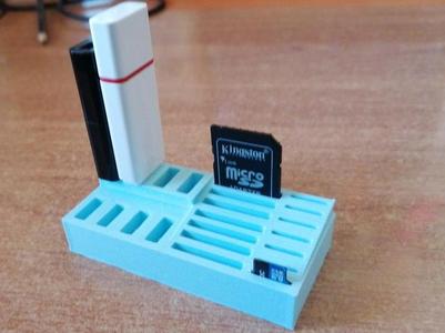 USB & SD Card Holder 