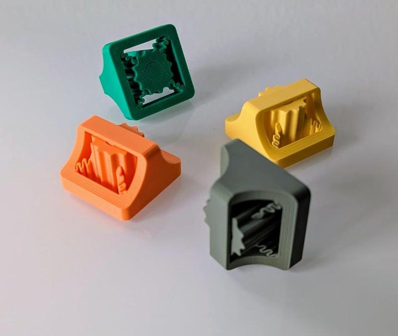 Fidget Clicker 4 Ways 86 dB loud