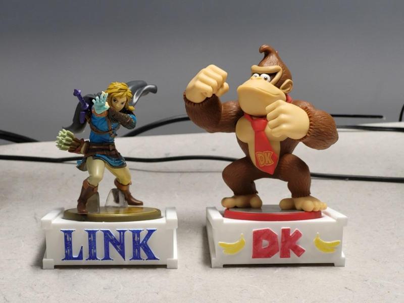 Angled Stand For Amiibo