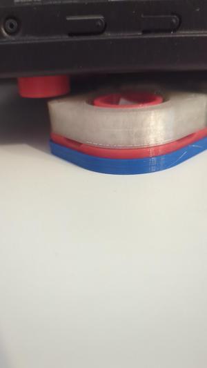 Universal Hula feed for screwing into Objects