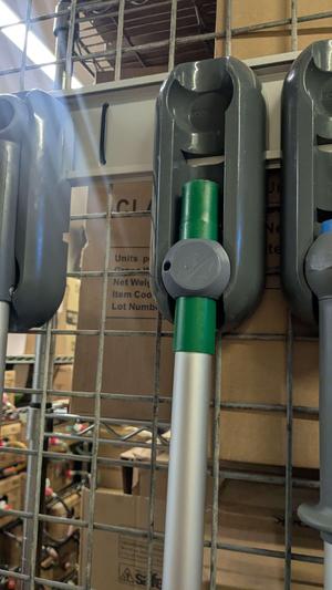 EcoLab Duraloc to Mop handle adaptor