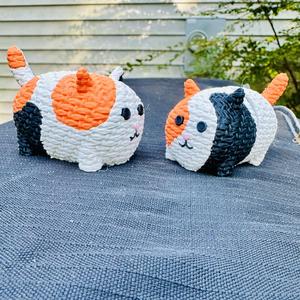 Crochet Catloaf Sculpt, and Flexy