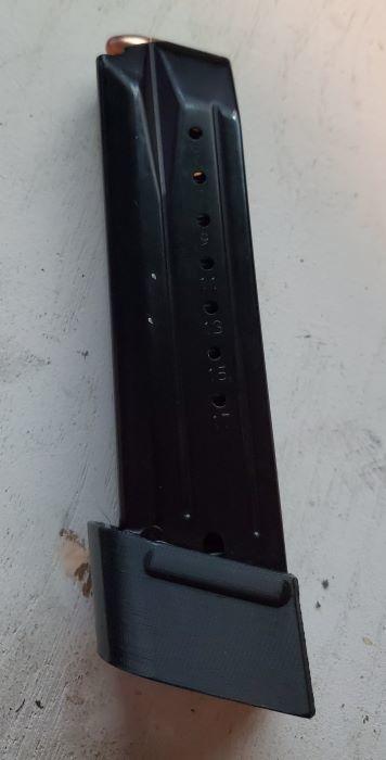 Rugar SR9 +3 magazine base plate