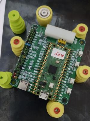 PCB焊接固定工具