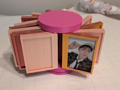 KPOP Photo Carousel