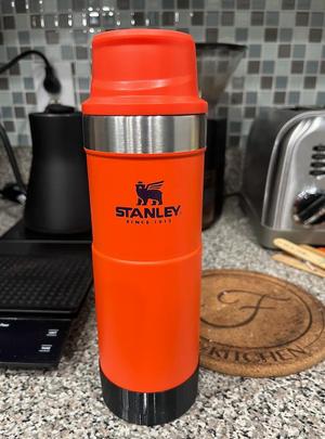 Stanley 16oz/20oz Trigger-Action Travel Mug AirTag Boot (TPU)