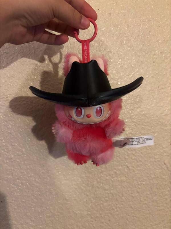 labubu sombrero 