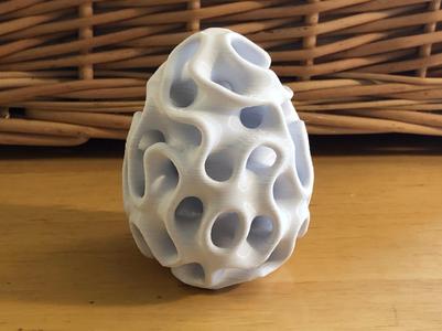 Schoens Gyroid Egg