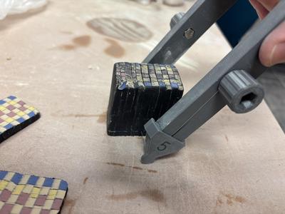 Pottery Wire Cutting Tool With Adjustable Offset