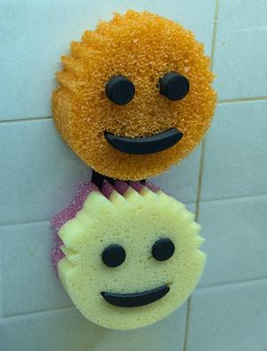 Scrub Daddy (double) wall mount