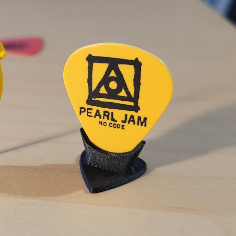Guitar pick board piece