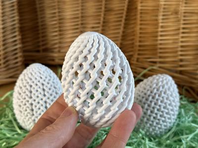Lattice Easter Egg (Chain Link)