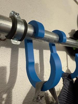 Hook for a 3/4″ pipe