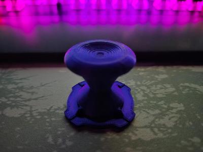 quadlockFingerHolder