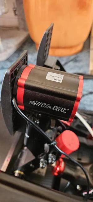 Simagic Haptic Pedal Reactor (P-HPR) Bracket for Fanatec Clubsport V3 Pedals