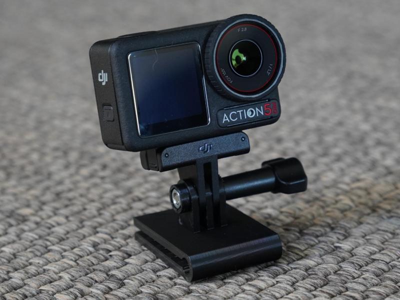 Action camera hat clip