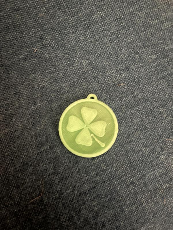 4 leaf clover keychain