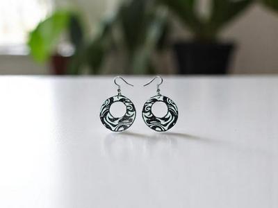 Zebra round earrings