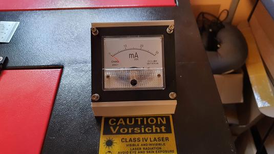 Gehäuse für Amperemeter am Laser / Case for Amperemeter for my Laser cutter