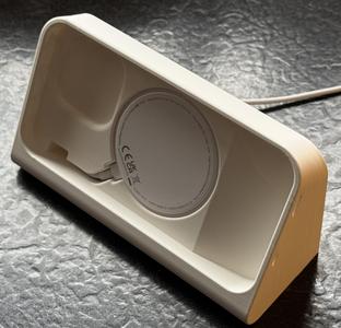 Standby-Dock for iPhone 15 Pro and Anker 313