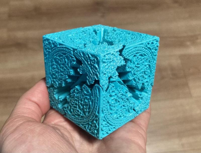 Celtic gear cube Fixed detail
