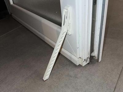 Door holder