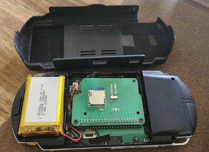 PSPi 6 Dual Battery Grip with Passive Cooling