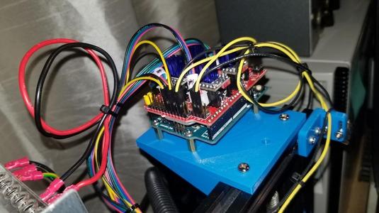 2020 Extrusion Arduino Mount