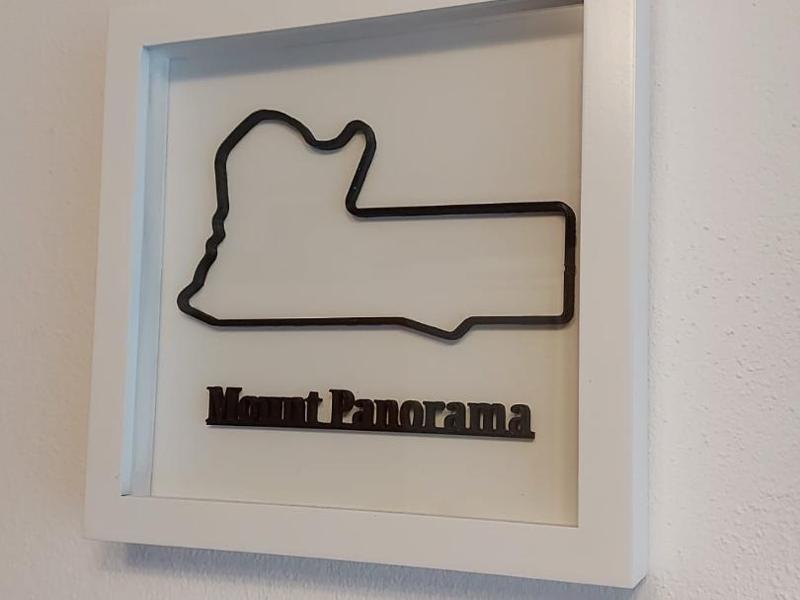 Mount Panorama Picture Frame Mount