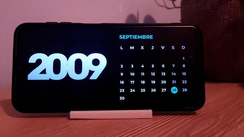 AP-1 (Alarm Clock for phones and Phone Stand)