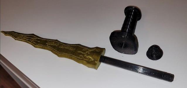 Dark One Dagger no glue, just a screw