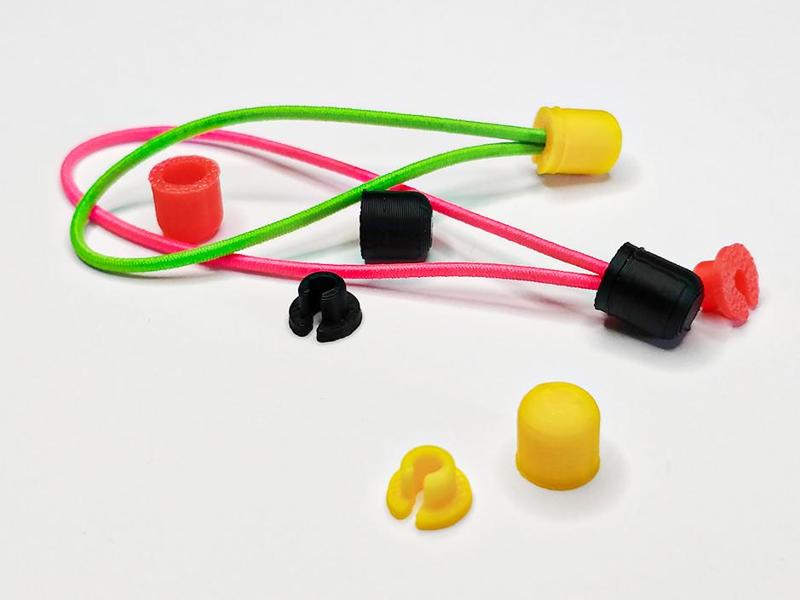 Simple keychain string knot cap