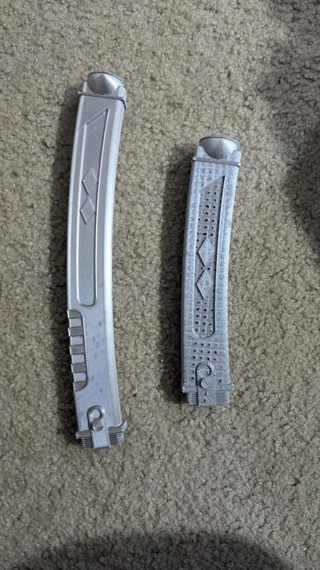 Ahsoka Rebel Lightsaber