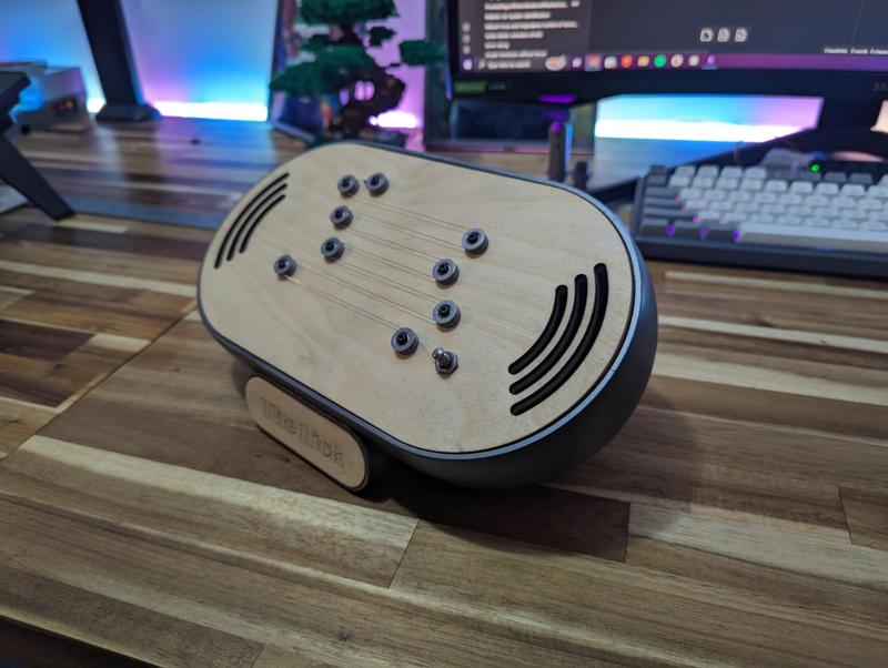 STRUMLI | A SINGLE STRING MEME-STRUMENT