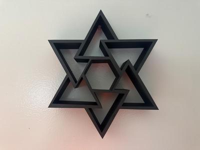 Star display shelf