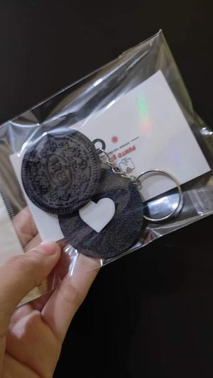 Llaveros para parejas de oreo