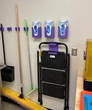 Step Stool Wall Mount