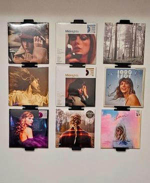 3M Command Strip Remix of Vinyl Record Wall Mount