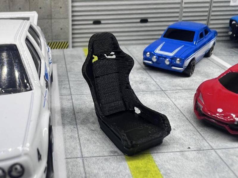 1/36 scale bucket seat