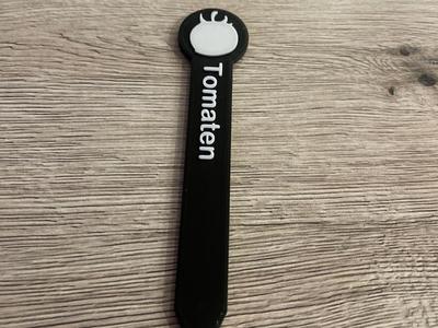 Customizable plant marker
